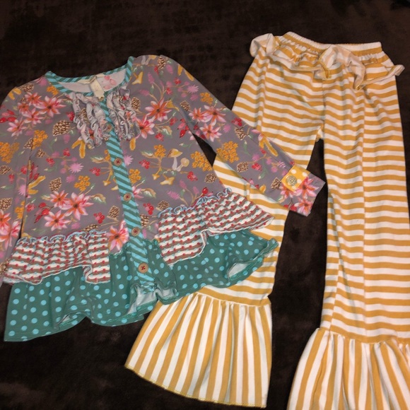 Matilda Jane Other - Matilda Jane top with pants (not Matilda Jane).